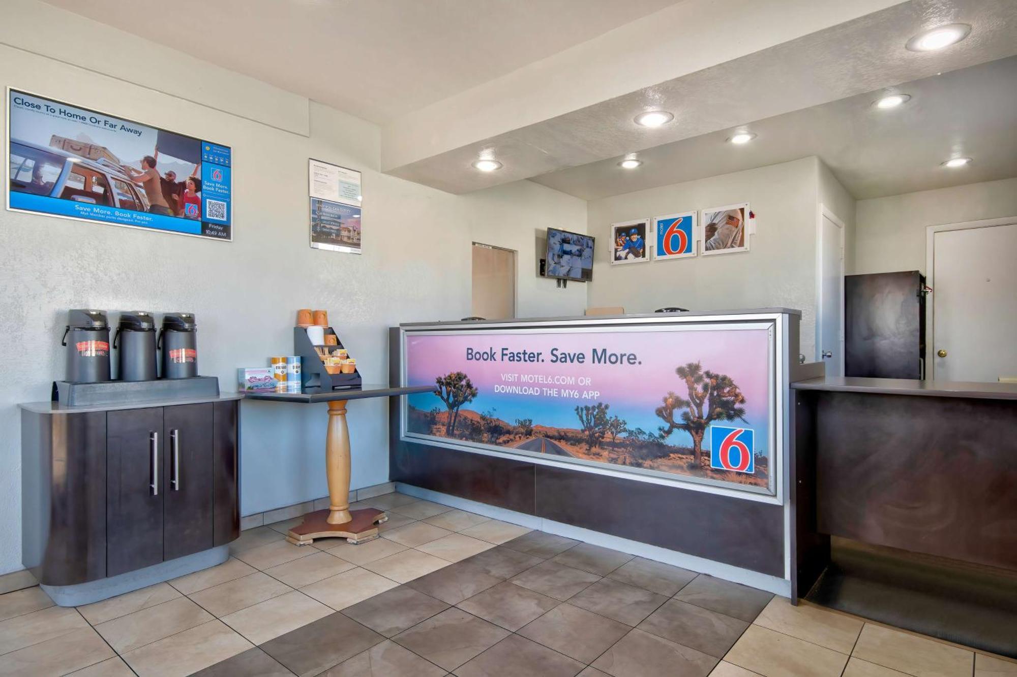 Motel 6-Albuquerque, Nm - Carlisle Εξωτερικό φωτογραφία