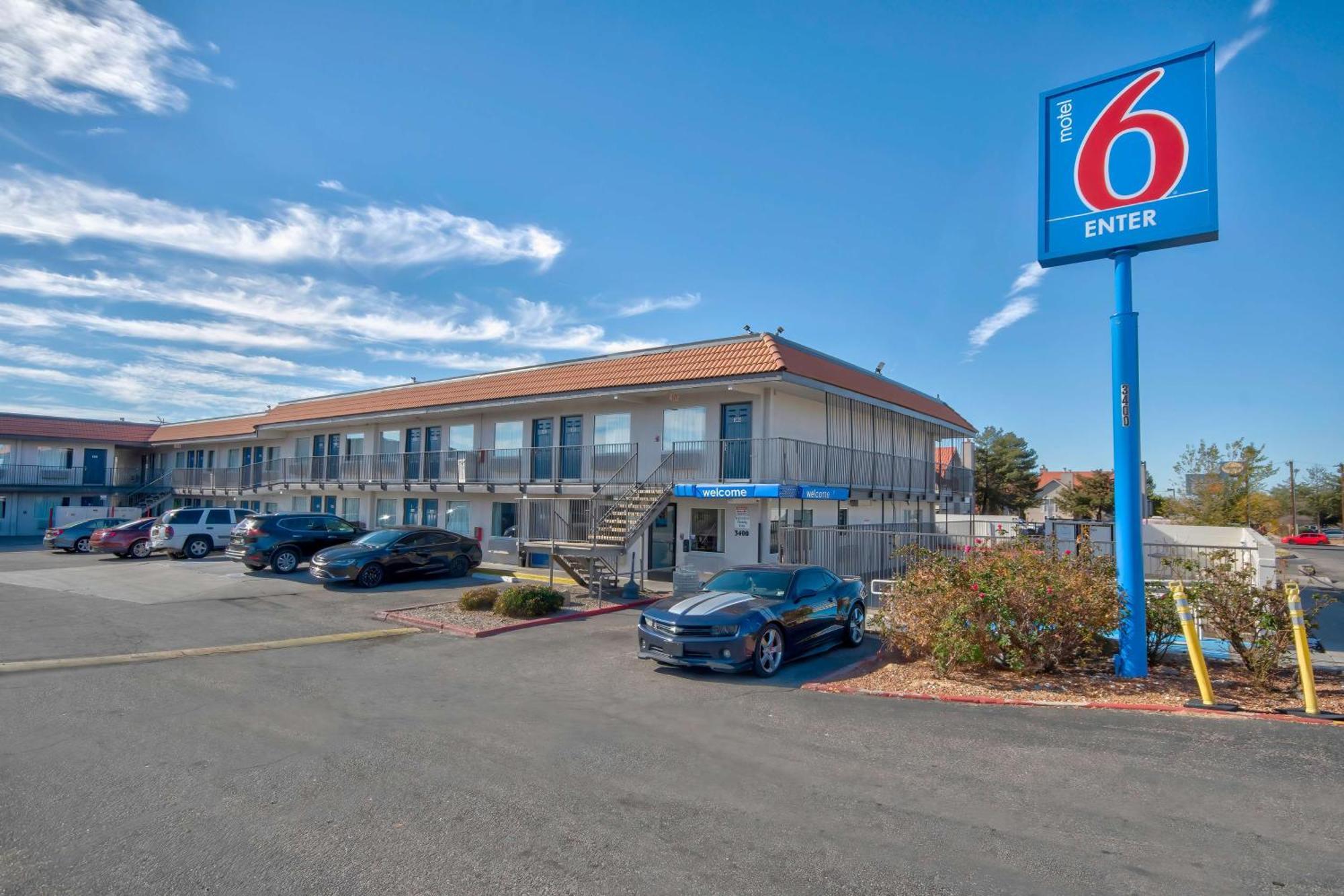 Motel 6-Albuquerque, Nm - Carlisle Εξωτερικό φωτογραφία